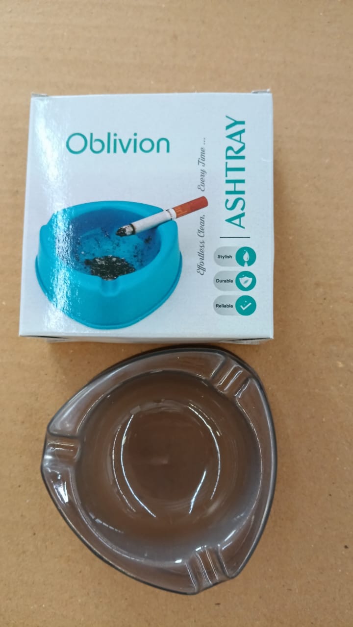 Oblivion Transparent White Ashtray with Cigarette Holder Grooves – Modern Smoke Disposal Tray (1 Pc) Oblivion Transparent White Ashtray with Cigarette Holder Grooves – Modern Smoke Disposal Tray (1 Pc)